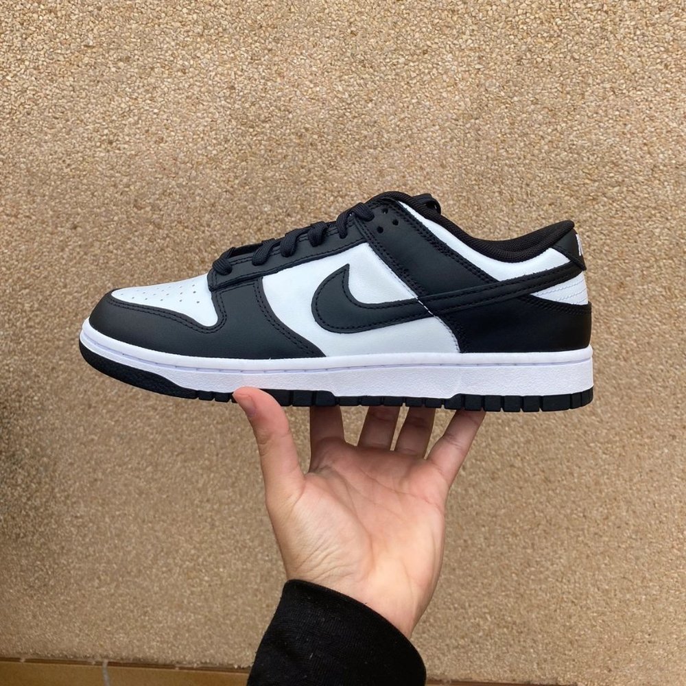 Nike Dunk Low Black/White Panda